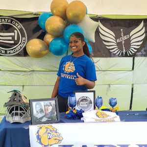 Meet your Posher, Alissa